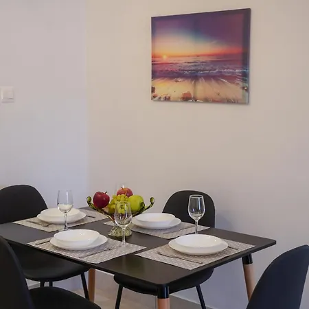 Spacious Near The Mall Apartmán Paphos